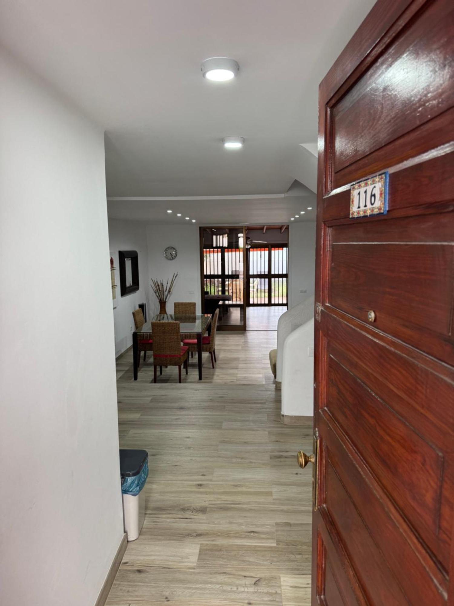 Chalet Villa In Parque Santiago 1 Dreams Come True! Playa de las Americas (Tenerife)